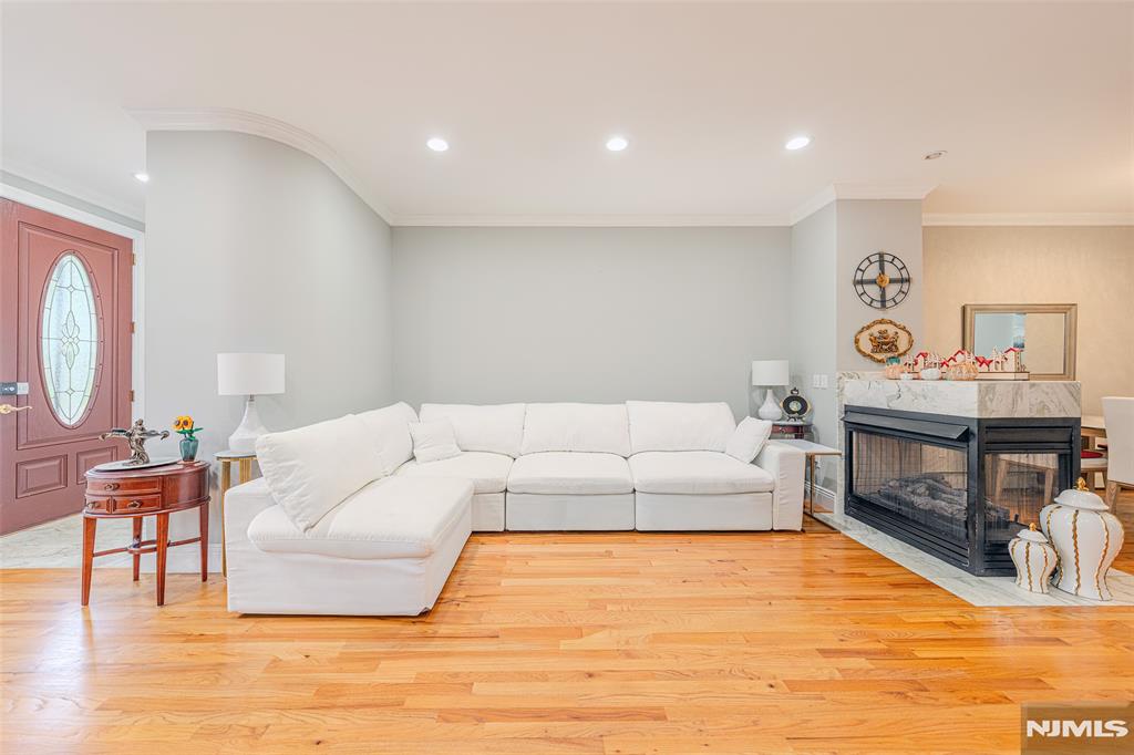 236 Columbus Avenue 5