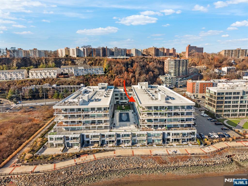 3 Somerset Lane 518