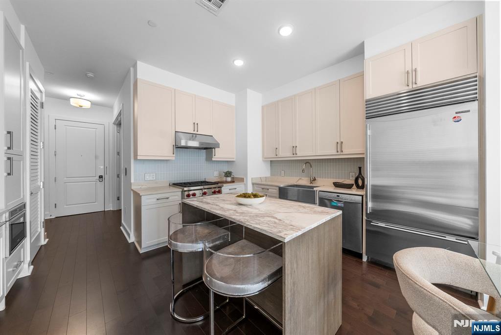 3 Somerset Lane 518