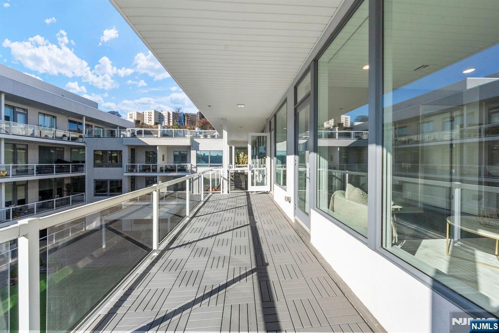 3 Somerset Lane 518