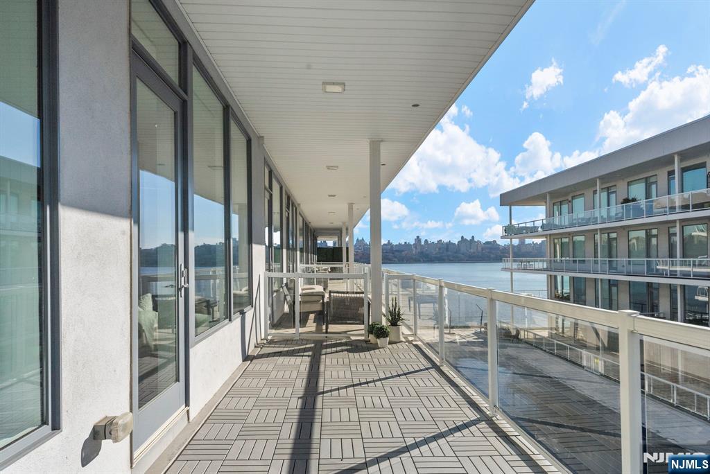 3 Somerset Lane 518