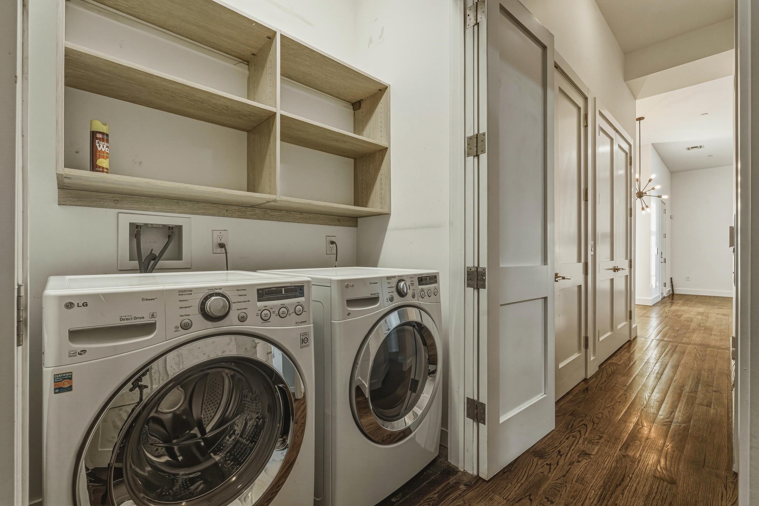 304 PAVONIA AVE Unit: 102