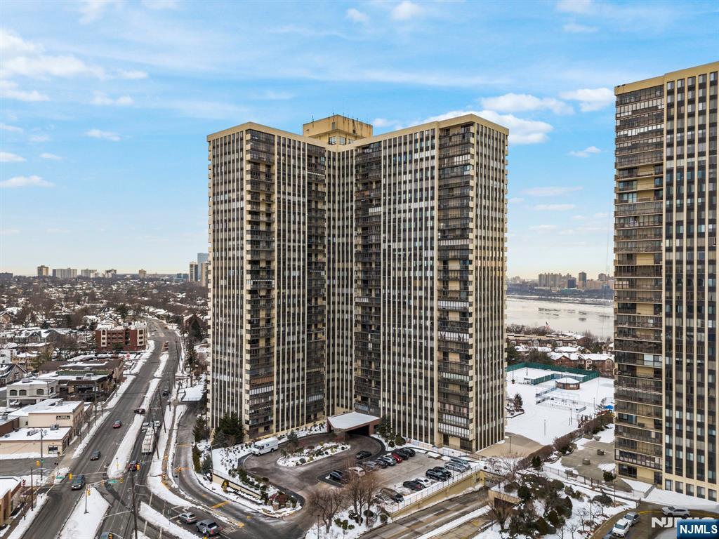 300 Winston Drive 2220