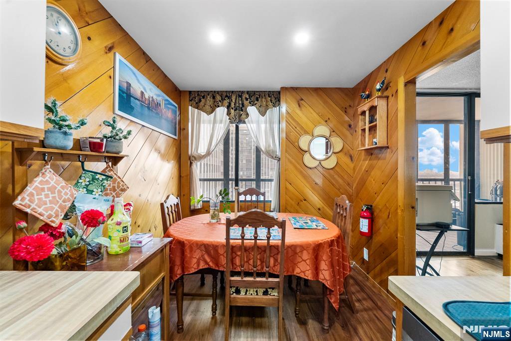 300 Winston Drive 2220