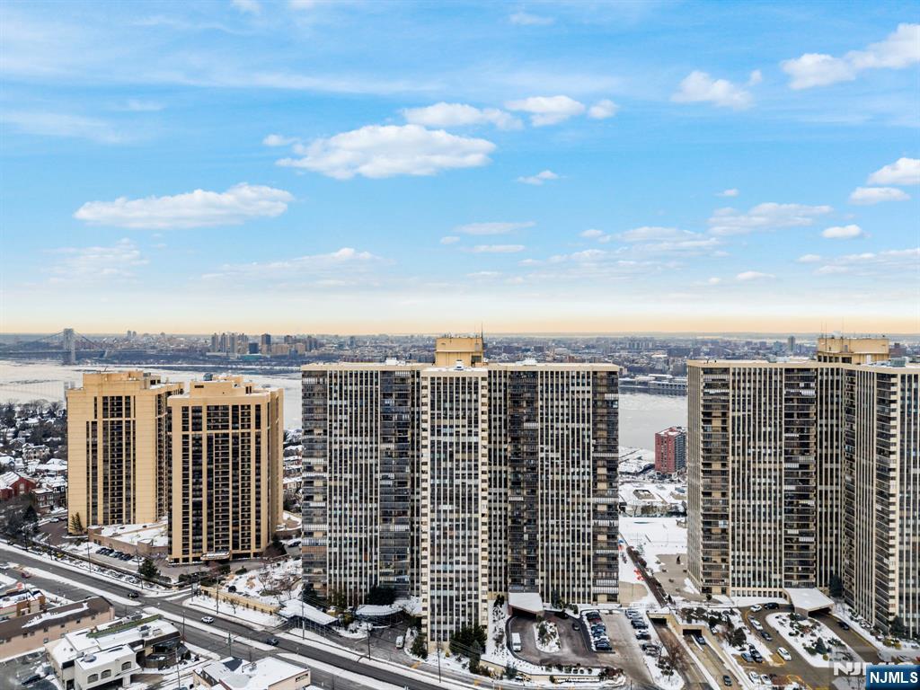 300 Winston Drive 2220