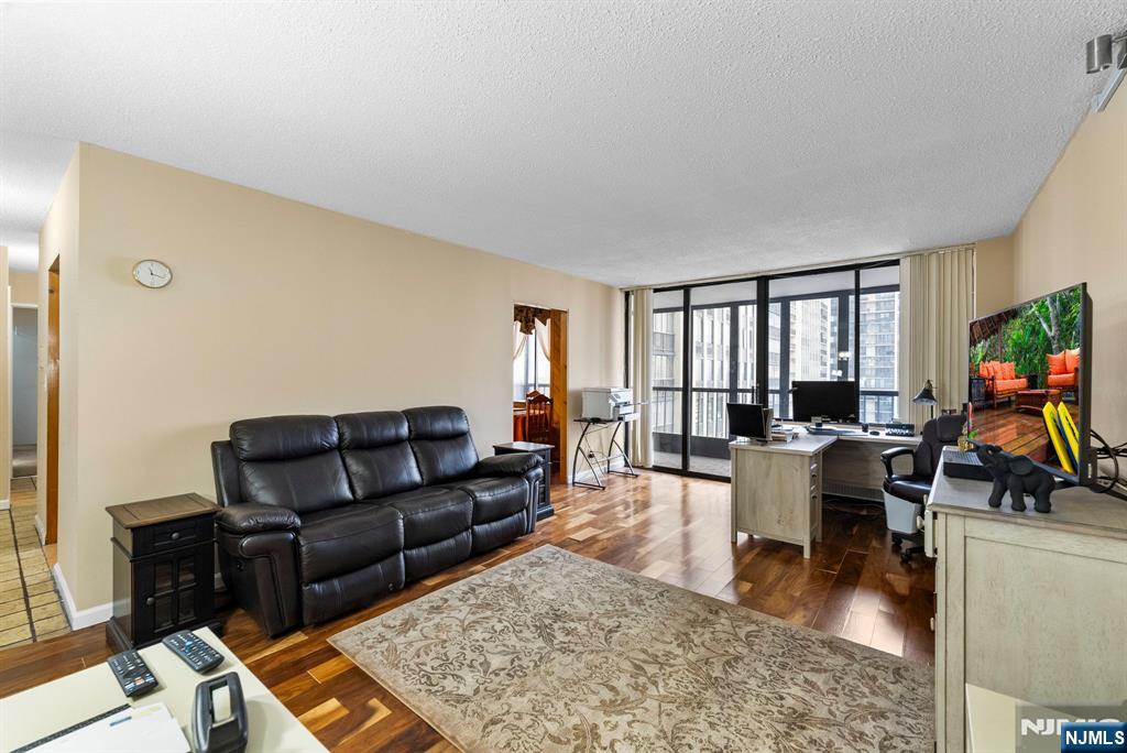 300 Winston Drive 2220