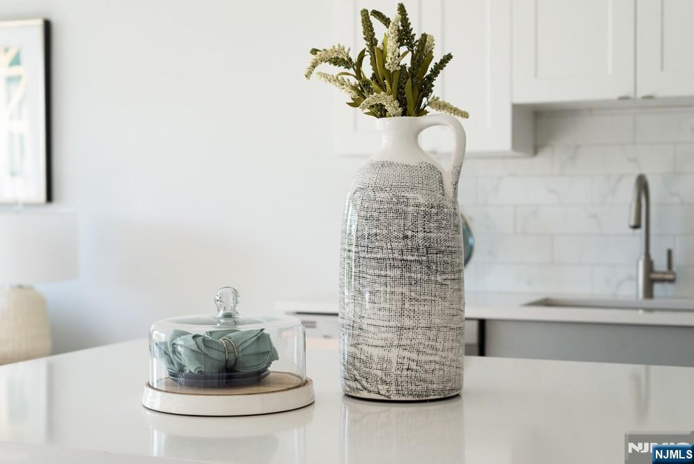 15 W Johnson Avenue 206