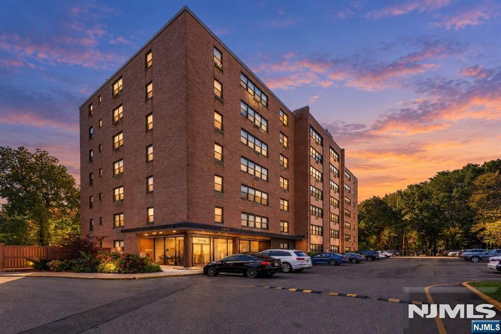 2348 Linwood Avenue 1K