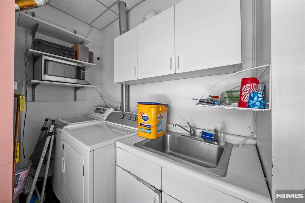 200 Main Street 2nd Floor