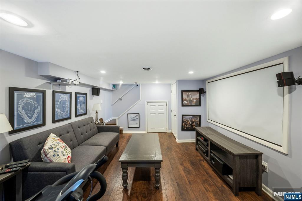 80 Clairmont Avenue