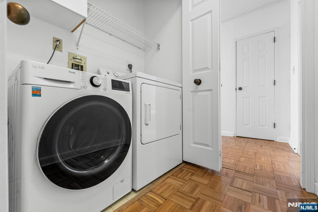 900 Palisade Avenue 8B