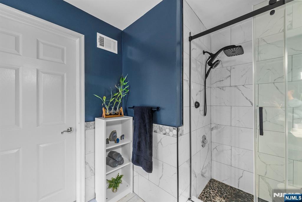 152 Lynette Drive