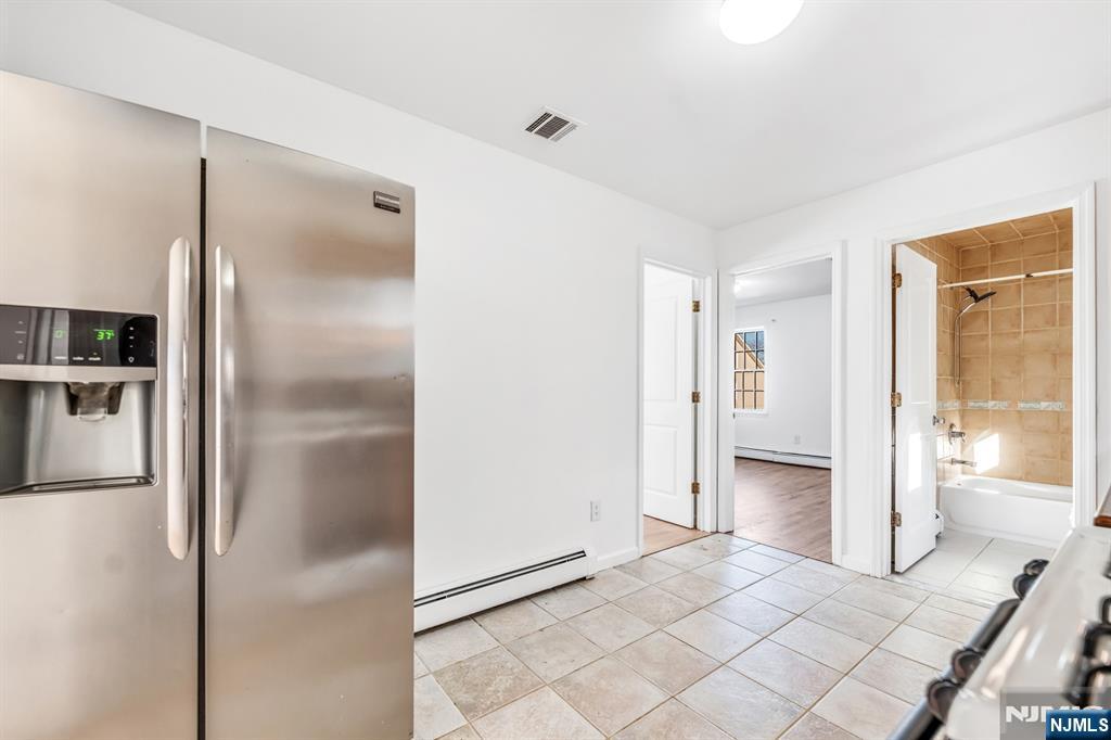 457 Washington Avenue 2nd Fl