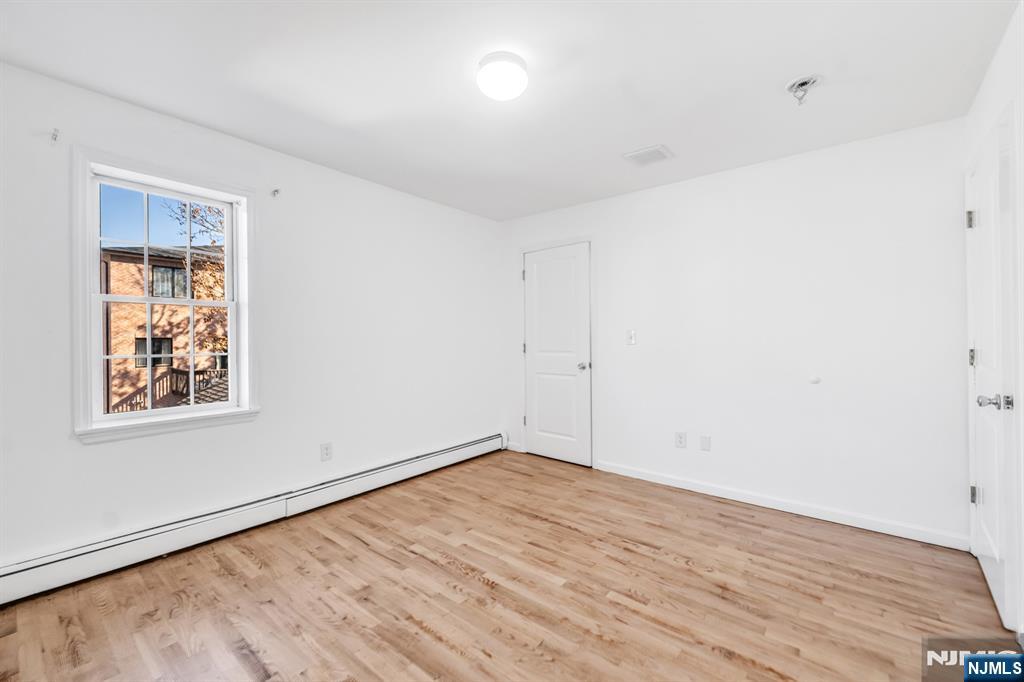 457 Washington Avenue 2nd Fl