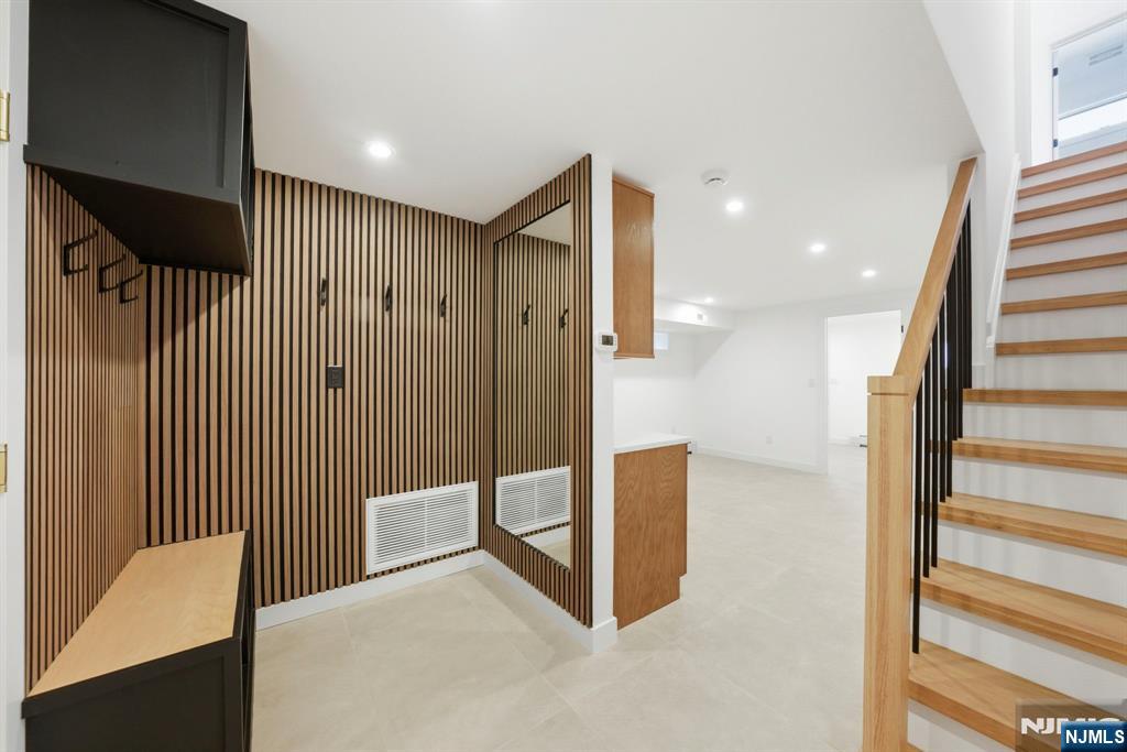 211 E Harriet Avenue A