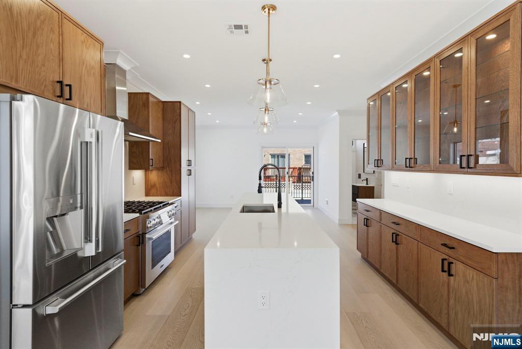 211 E Harriet Avenue A