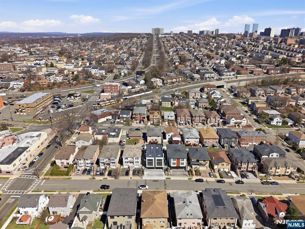 211 E Harriet Avenue A