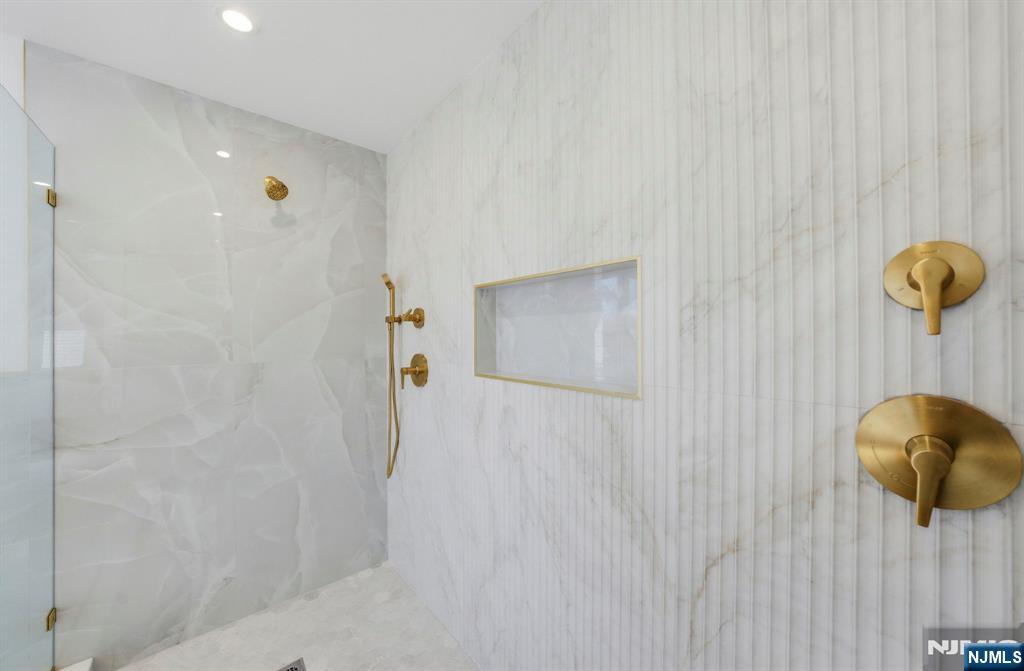 211 E Harriet Avenue A