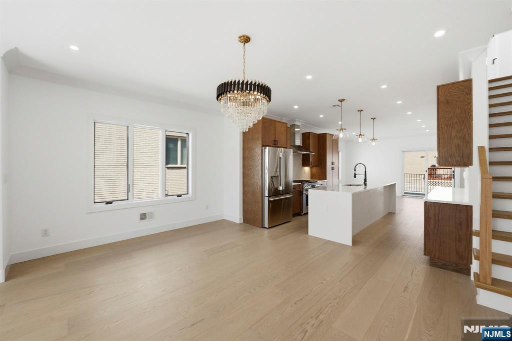 211 E Harriet Avenue A