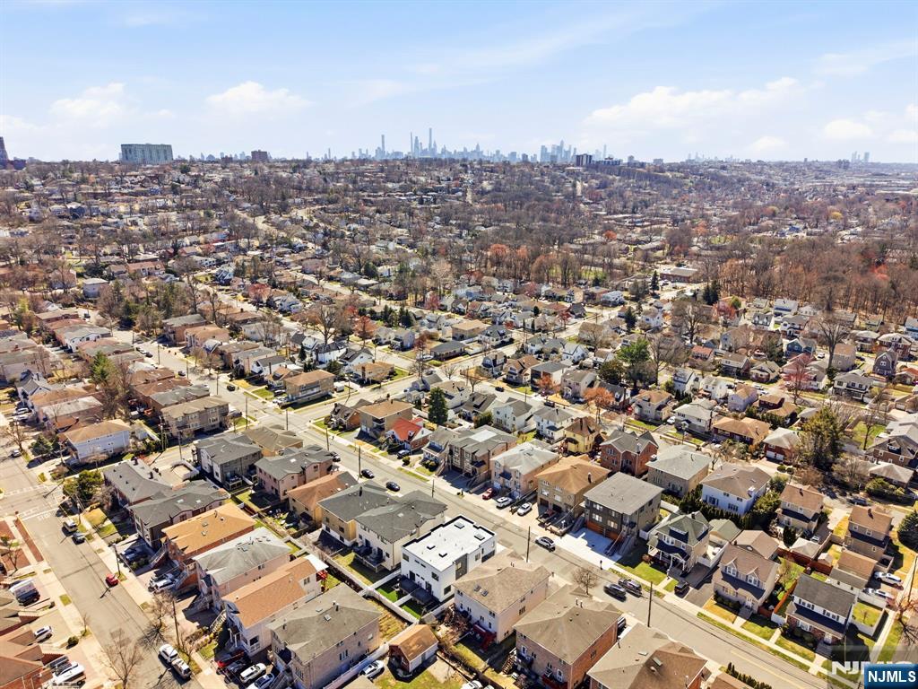 211 E Harriet Avenue A