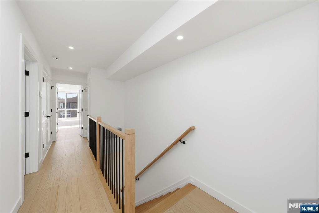 211 E Harriet Avenue B