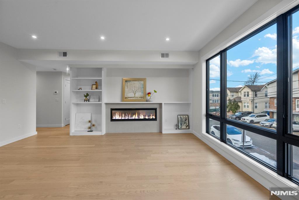 74 Liberty Place 1st Floor