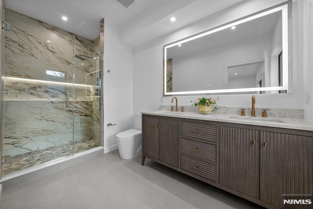 74 Liberty Place 1st Floor