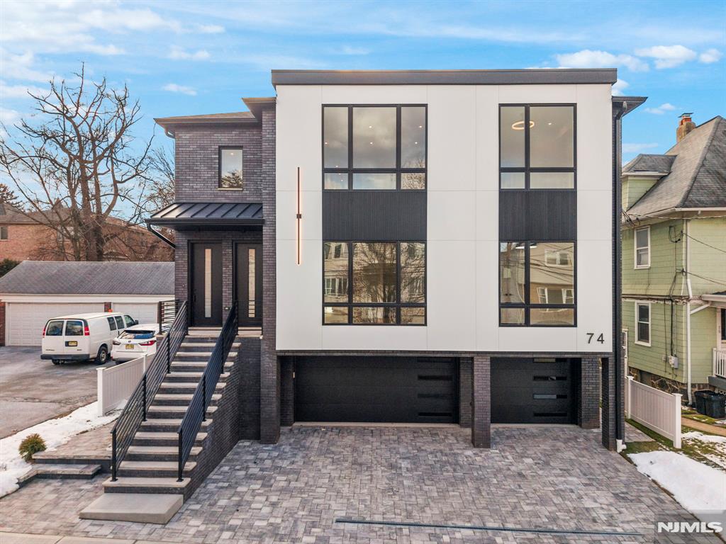 74 Liberty Place 1st Floor