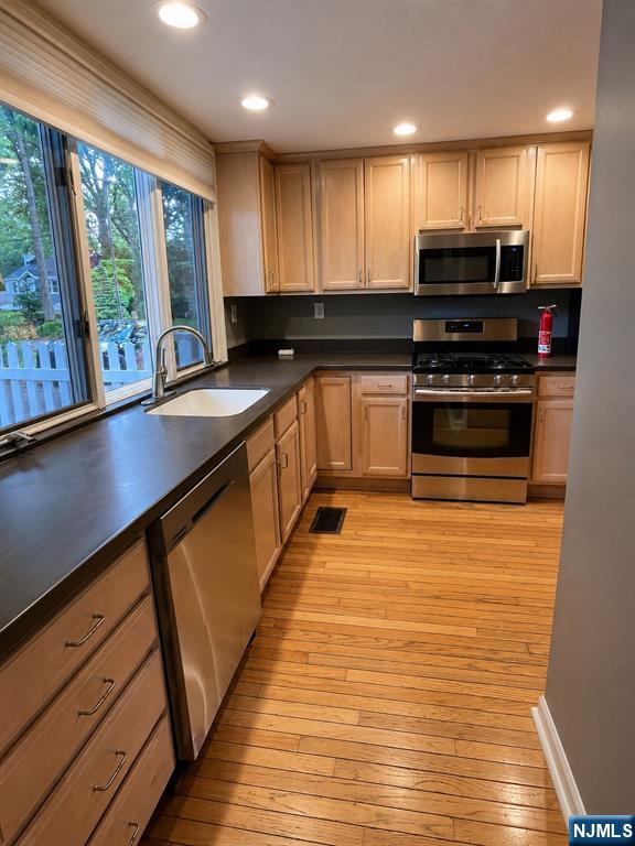 14 Baywood Terrace