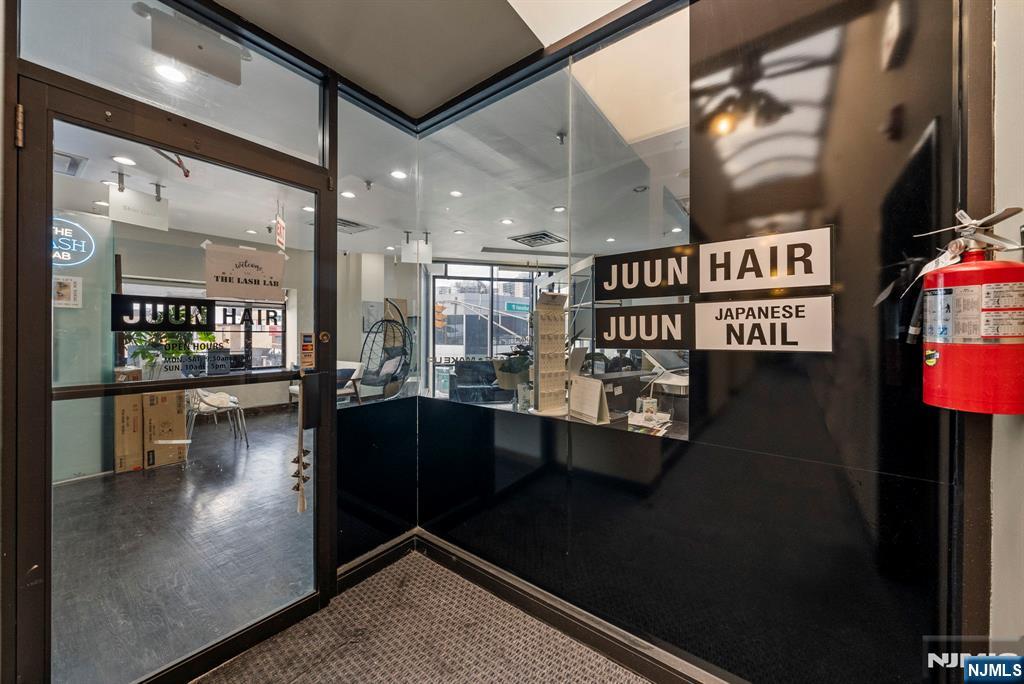 200 Main Street 2nd Floor