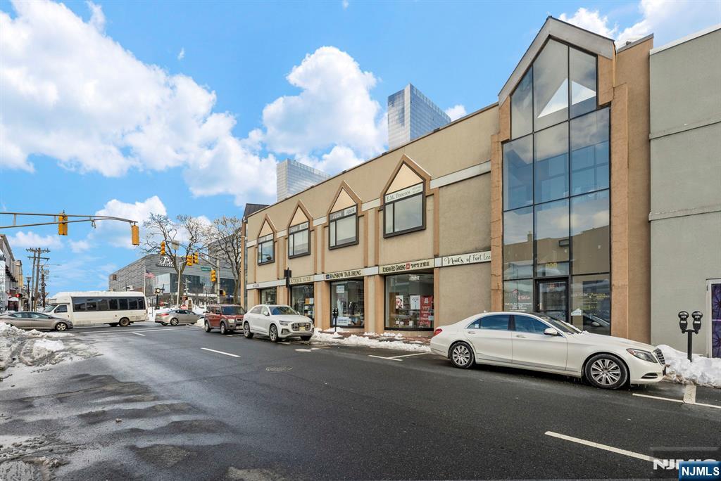 200 Main Street 2nd Floor