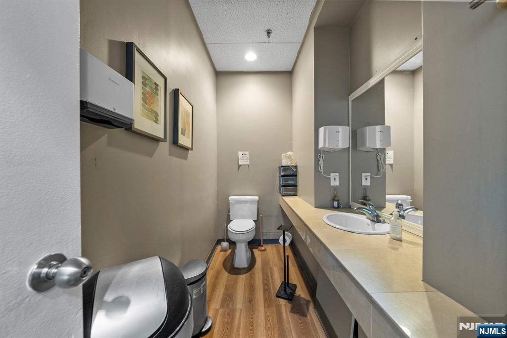 200 Main Street 2nd Floor