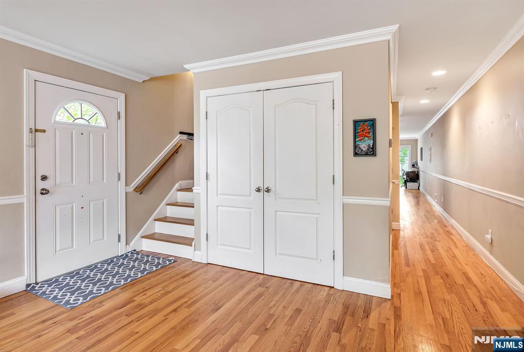 302 Tenafly Road