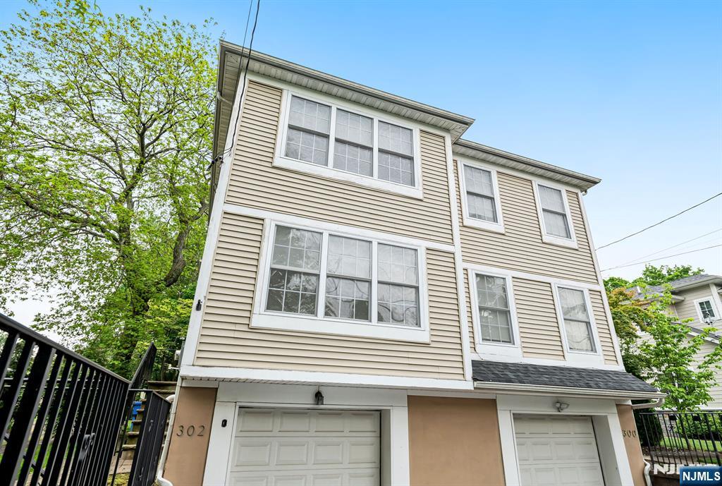 302 Tenafly Road