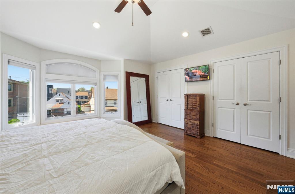 427 Lawton Avenue