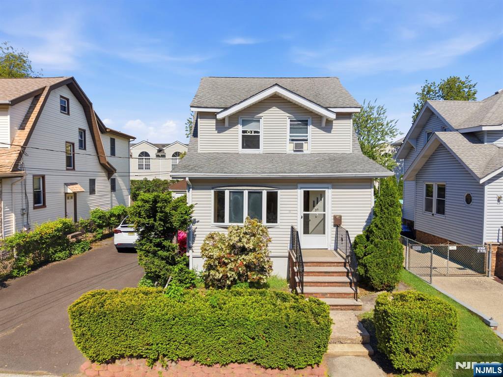 219 Columbus Avenue