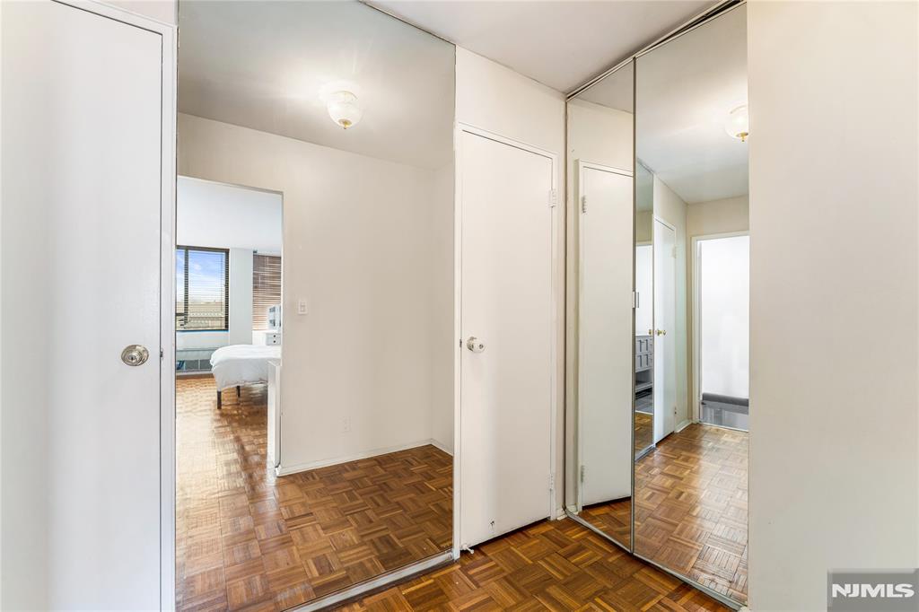 300 Winston Drive 318