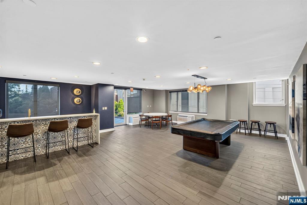3312 Hudson Avenue 12K