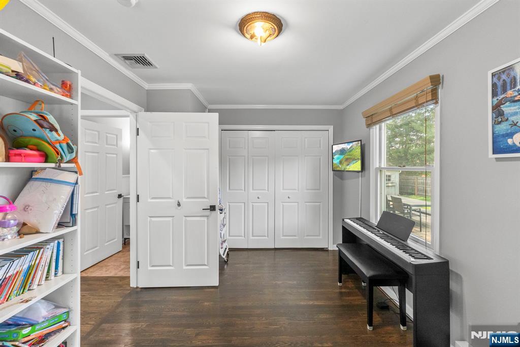 200 Hillside Avenue