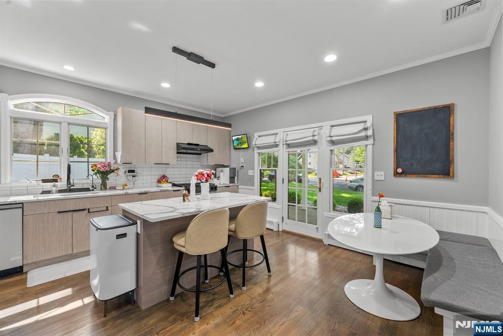200 Hillside Avenue