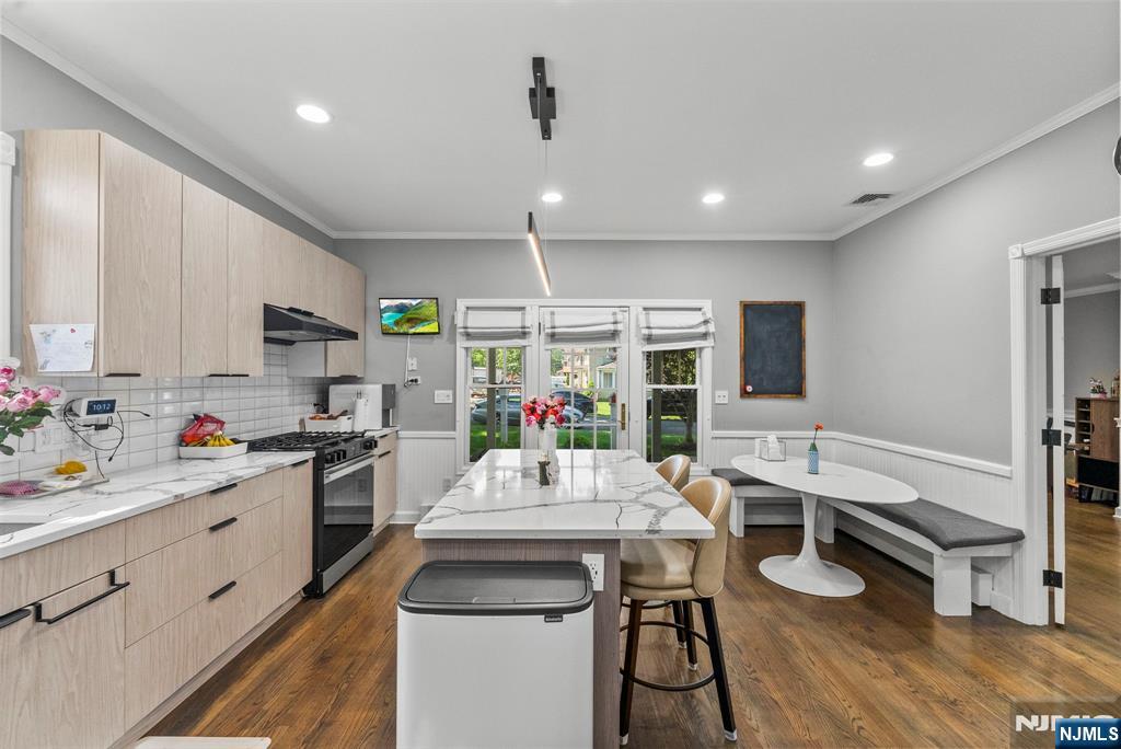 200 Hillside Avenue