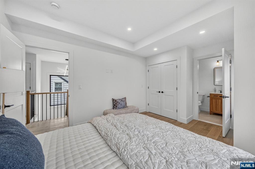 887 Linden Avenue