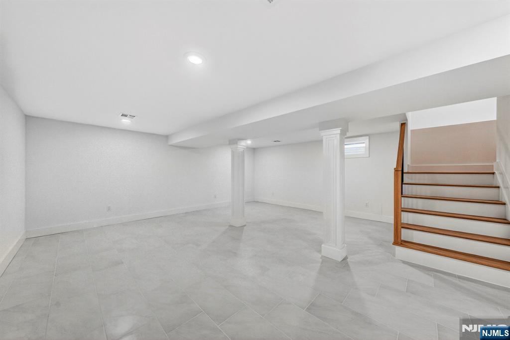 887 Linden Avenue