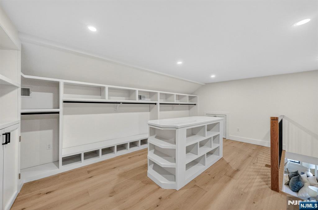 887 Linden Avenue