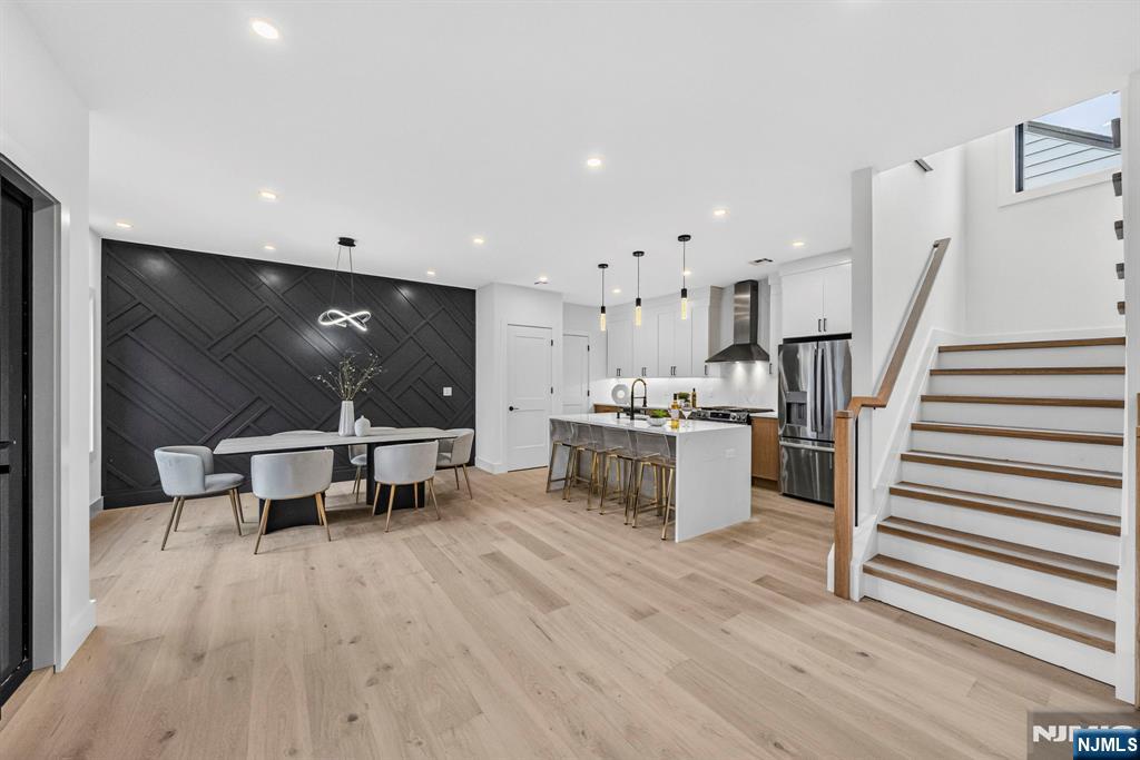 887 Linden Avenue