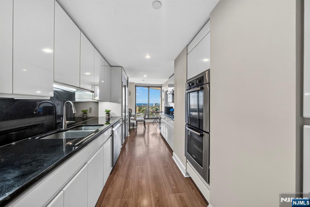 900 Palisade Avenue 2403