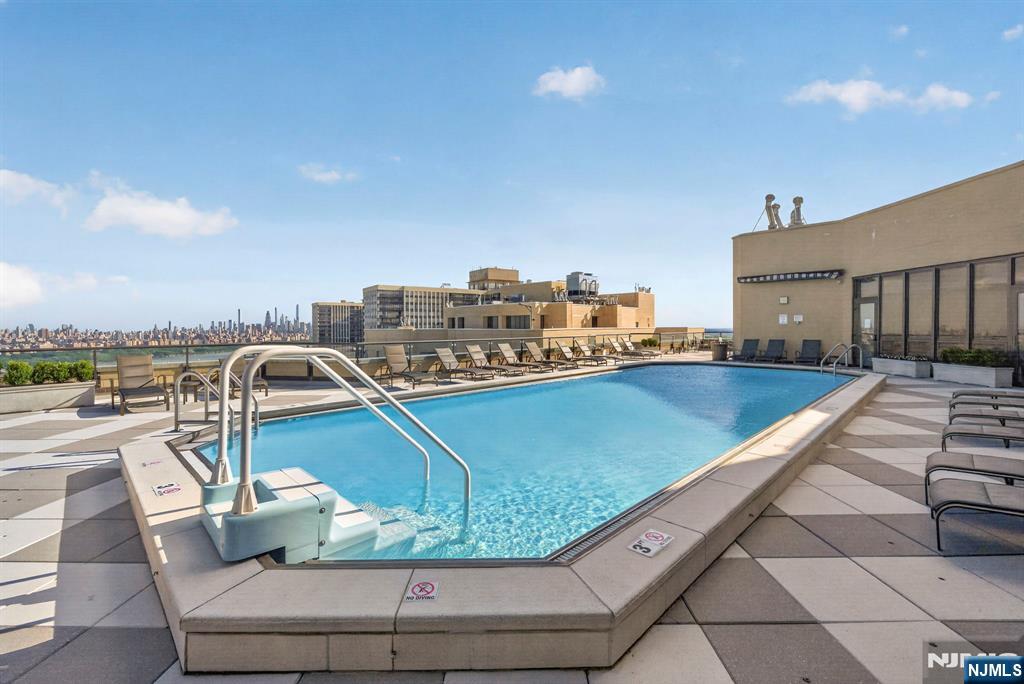 900 Palisade Avenue 2403