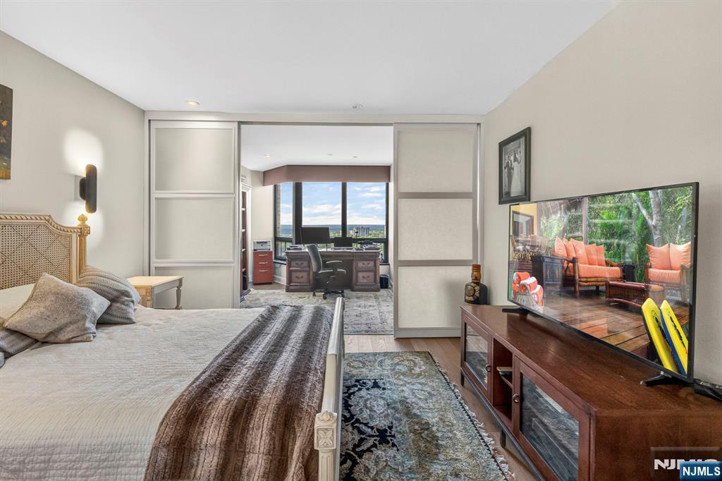 900 Palisade Avenue 2403