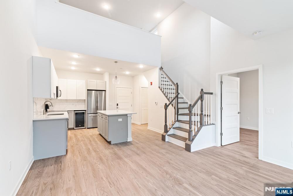 15 W Johnson Avenue Unit #405