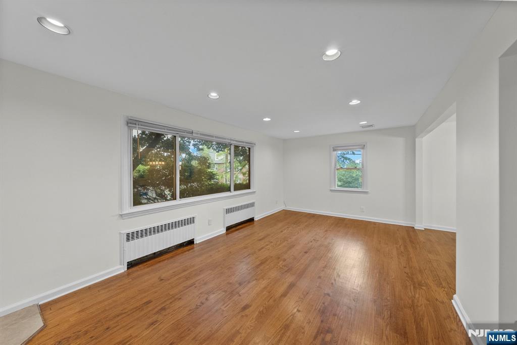 160 Magnolia Avenue